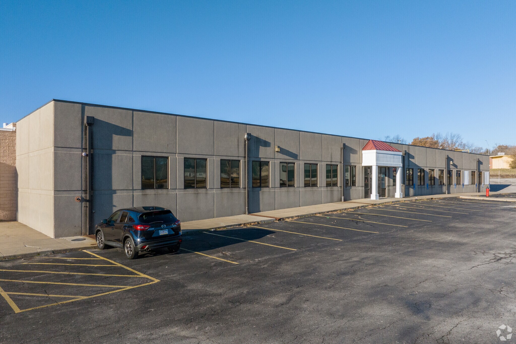 6801B Longview Rd, Kansas City, MO for lease Primary Photo- Image 1 of 8