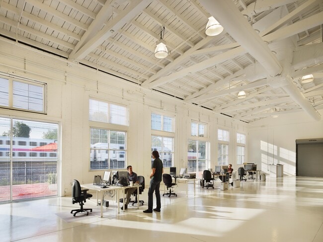 More details for 1800 E State St, Hamilton, NJ - Office for Lease