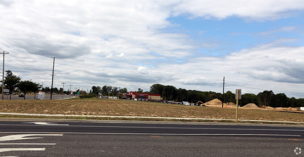 Three Notch Rd, California, MD for sale - Primary Photo - Image 1 of 1