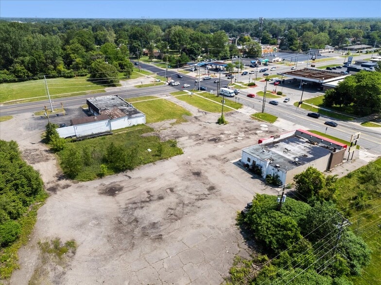 8701 Inkster Rd, Westland, MI for sale - Building Photo - Image 2 of 9