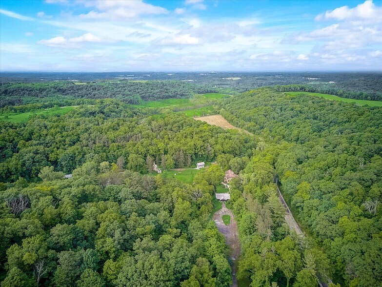 3576 County Road JG, Blue Mounds, WI 53517