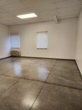 4303 S Bowen Rd, Arlington, TX for lease Building Photo- Image 2 of 5