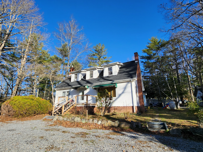 2853 Chimney Rock Rd, Hendersonville, NC for sale - Building Photo - Image 3 of 7