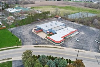 More details for 720 N Wisconsin Ave, Elkhorn, WI - Retail for Sale