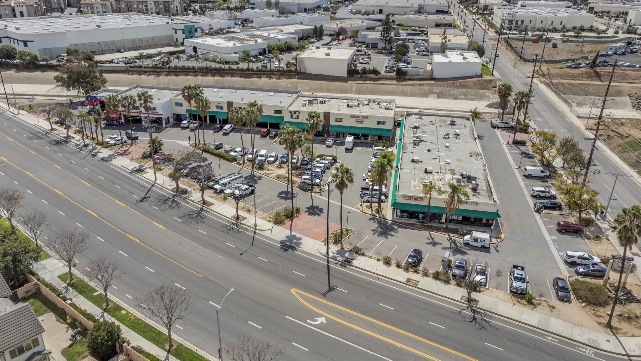 420 River Road Unit C, Corona, CA for sale Primary Photo- Image 1 of 1