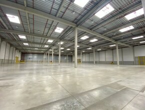 Industrial in Le Plessis-Pâté for lease Interior Photo- Image 1 of 4