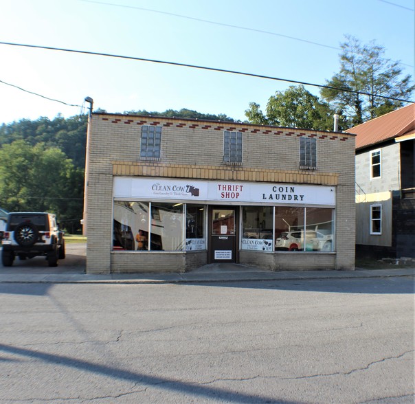 820 2nd Ave, Marlinton, WV for sale - Primary Photo - Image 1 of 1