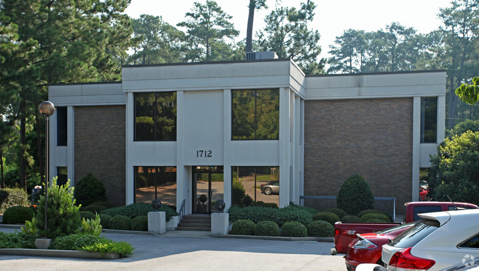 1712 St Julian Pl, Columbia, SC for lease - Building Photo - Image 1 of 4