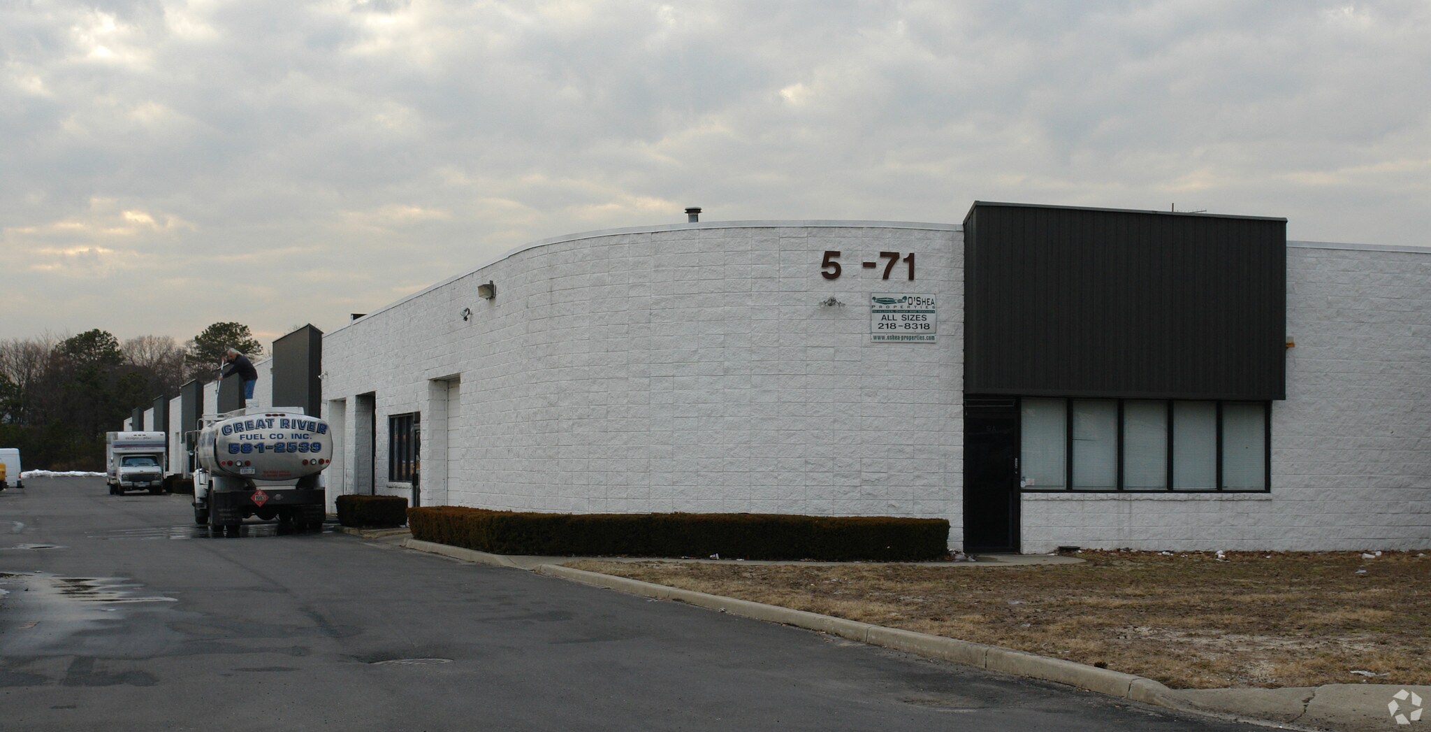 51-71 Windsor Pl, Central Islip, NY for sale Building Photo- Image 1 of 1