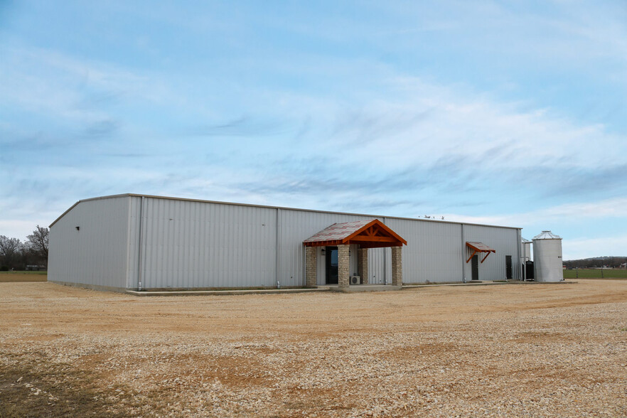 9903 Fm 2676, Rio Medina, TX for lease - Building Photo - Image 1 of 10