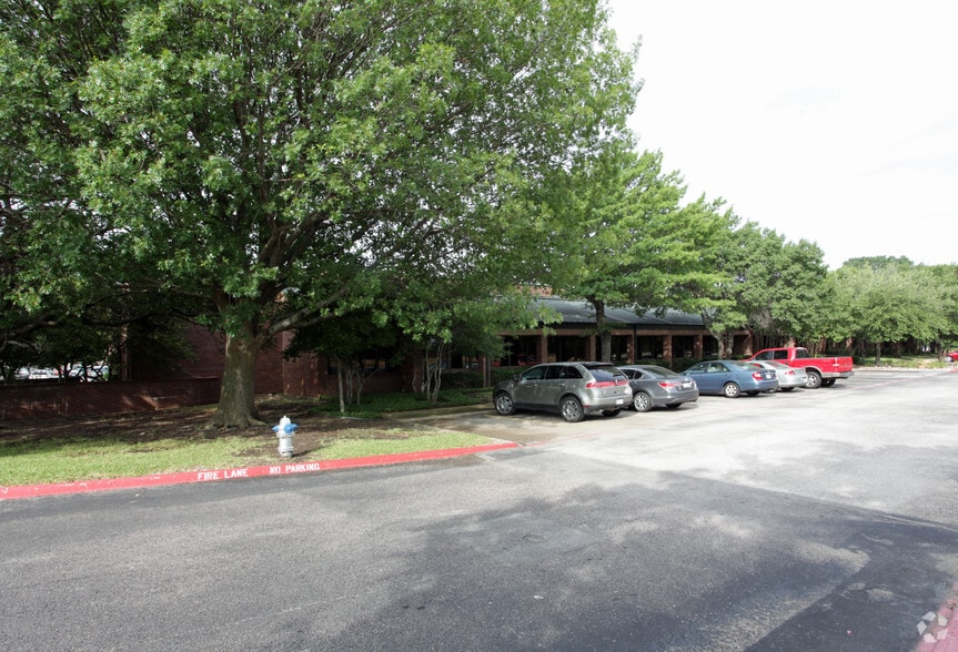 200 E Bethany Dr, Allen, TX for sale - Primary Photo - Image 1 of 1