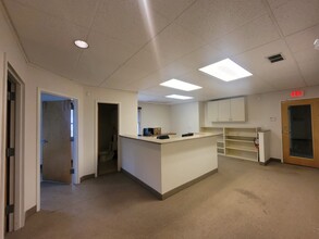 31 Fairmount Ave, Chester, NJ for lease Interior Photo- Image 2 of 19