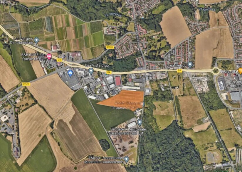 Flex in La Queue-en-Brie for lease - Building Photo - Image 2 of 2