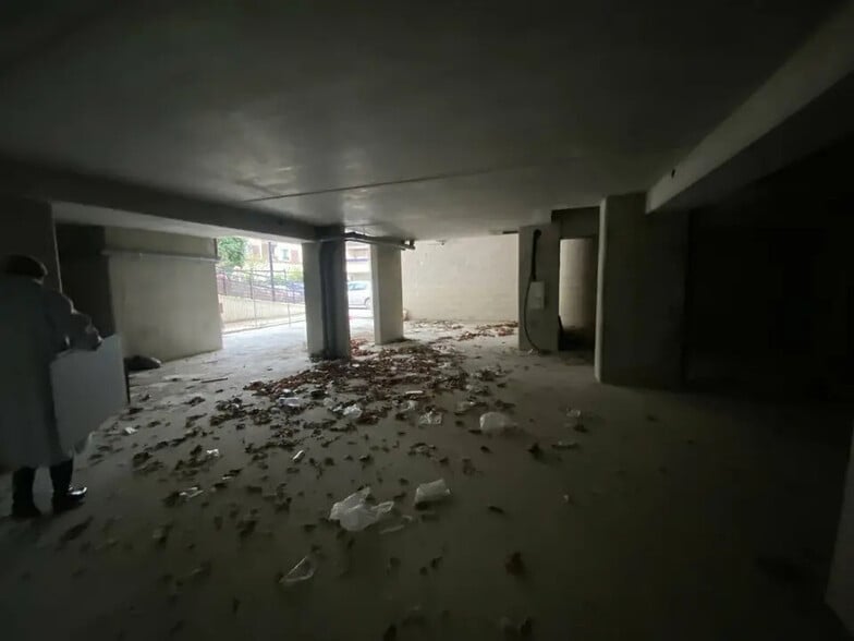 Industrial in Saintry-sur-Seine for lease - Building Photo - Image 2 of 7