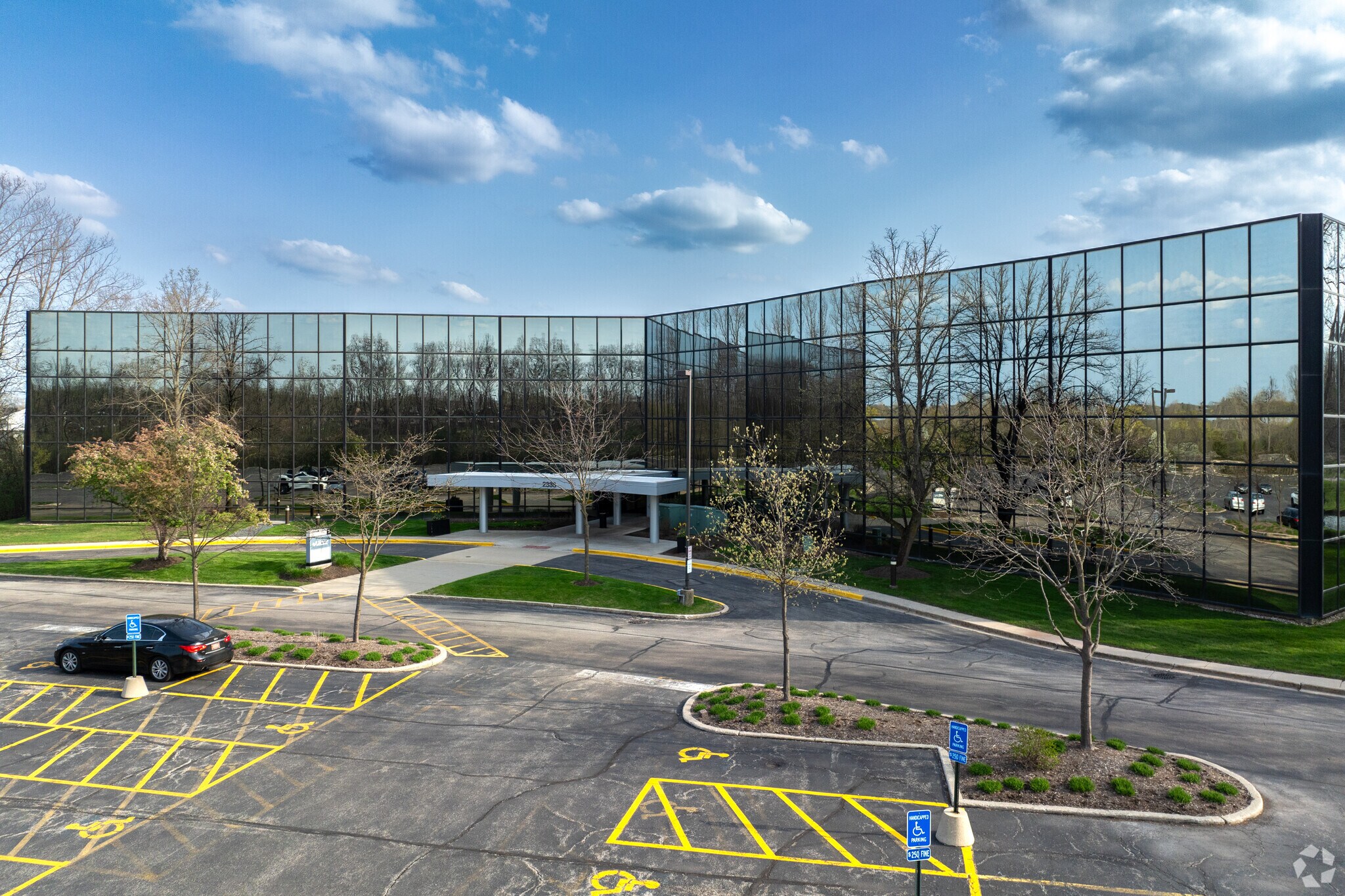 2333 Waukegan Rd, Bannockburn, IL for sale Primary Photo- Image 1 of 1