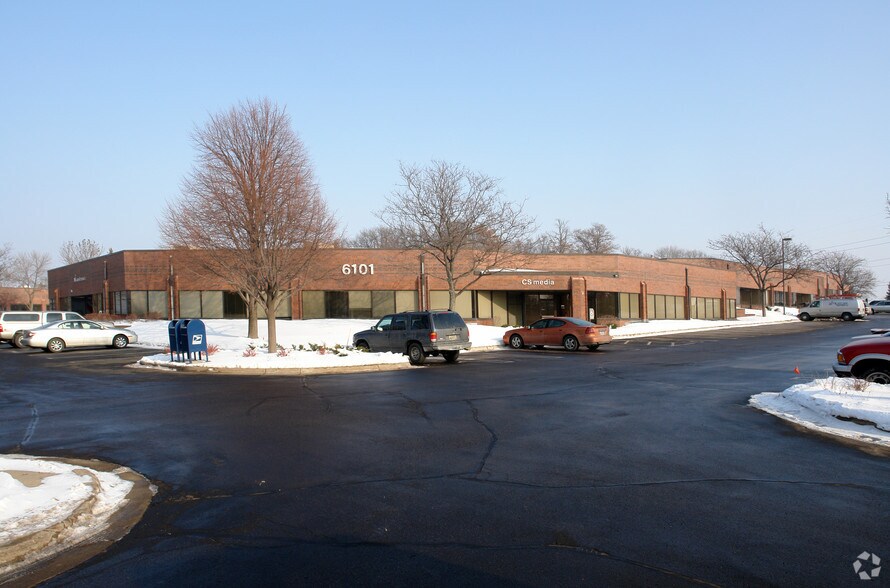 6101 Baker Rd, MN 55345 Flex for Lease