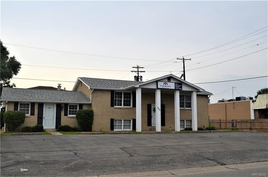 529 French Rd, Cheektowaga, NY 14227