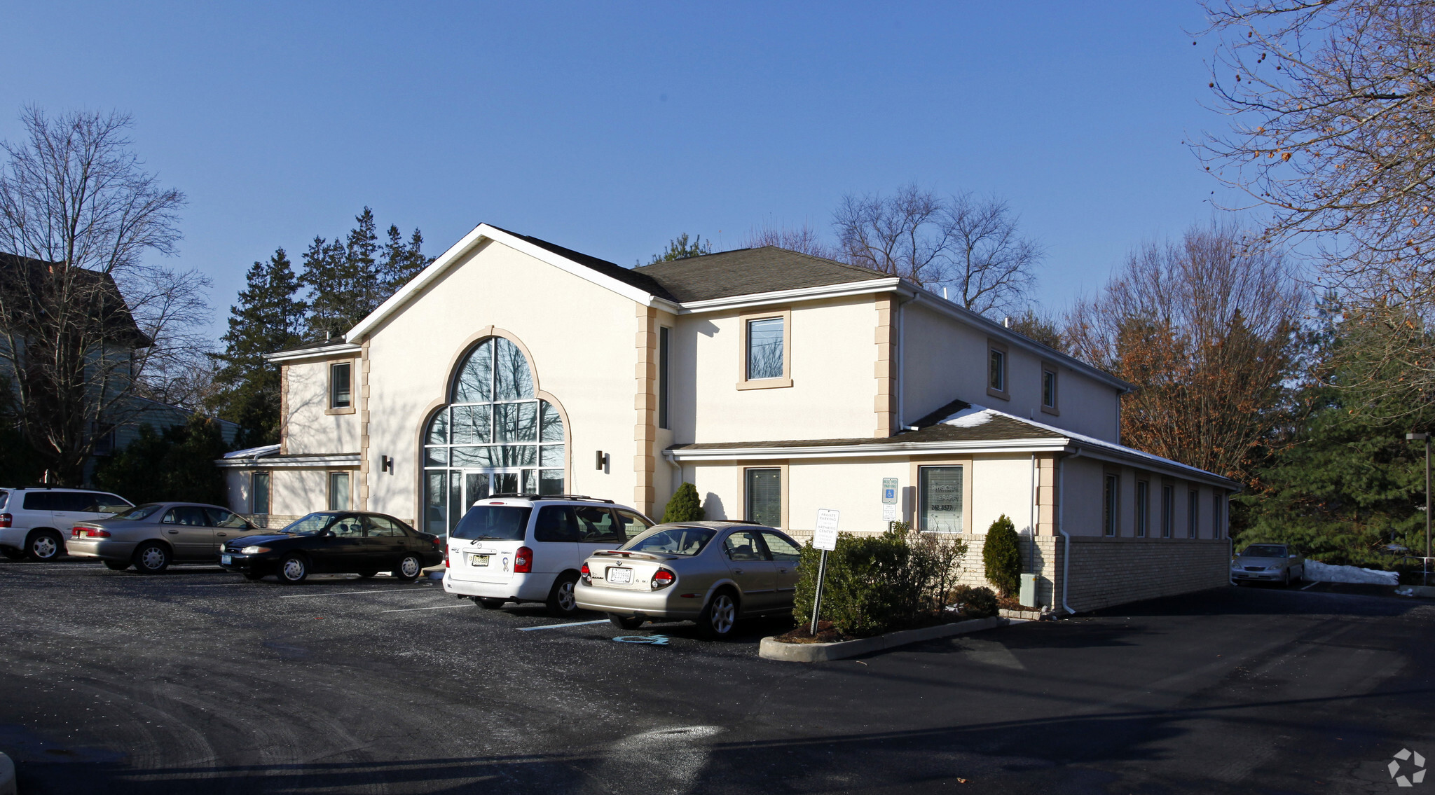 215 E Laurel Rd, Stratford, NJ for lease Primary Photo- Image 1 of 14