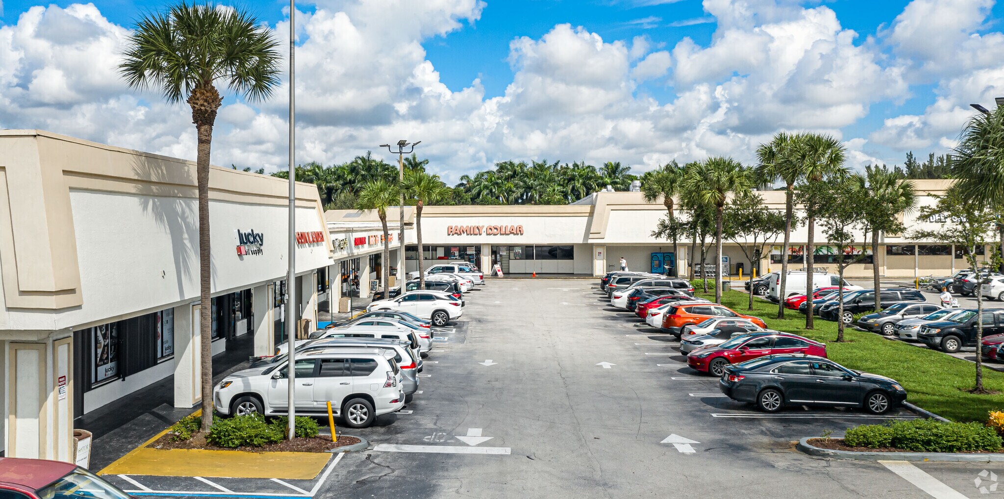 64016493 Stirling Rd, Davie, FL 33314 Carriage Hills Plaza