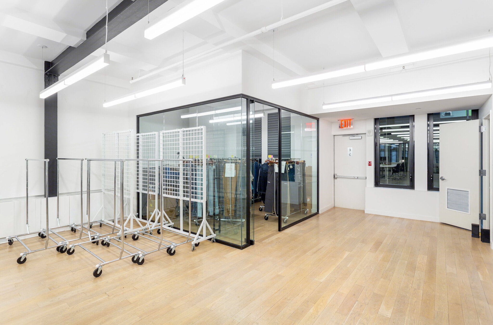 110 W 40th St, New York, NY for lease Interior Photo- Image 1 of 4