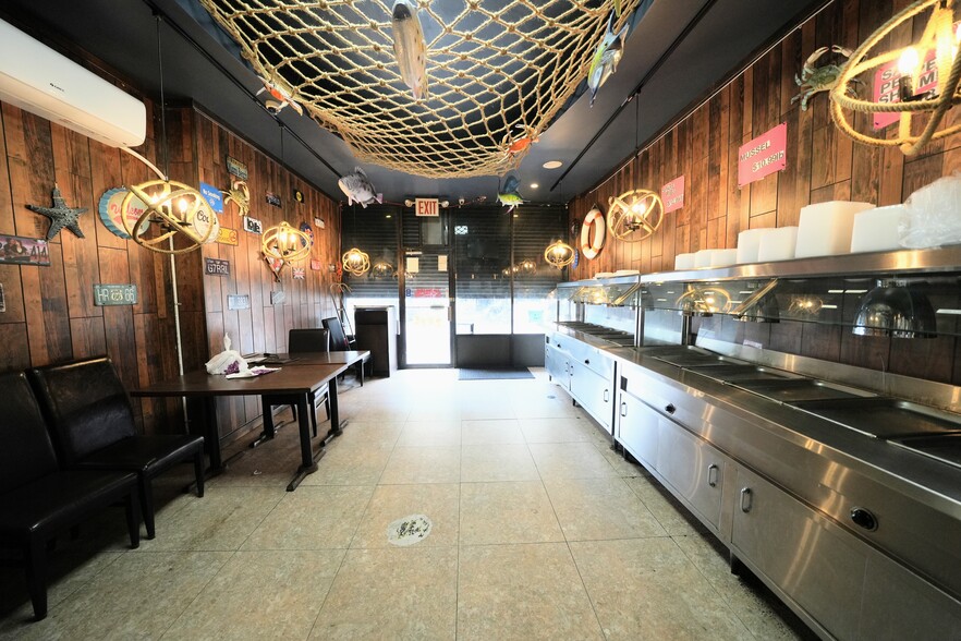 233 Utica Ave, Brooklyn, NY for sale - Building Photo - Image 3 of 21