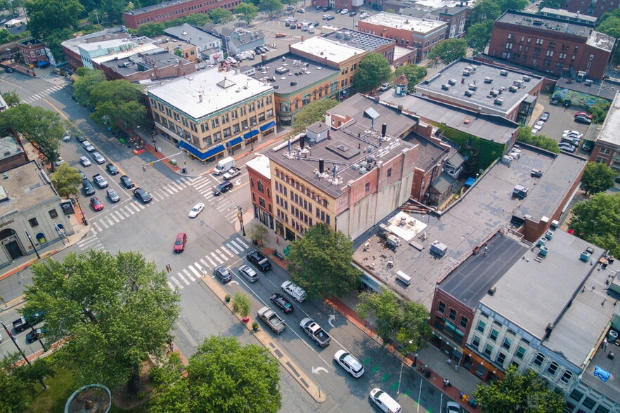 76-82 Main St, Northampton, MA for lease - Building Photo - Image 2 of 26
