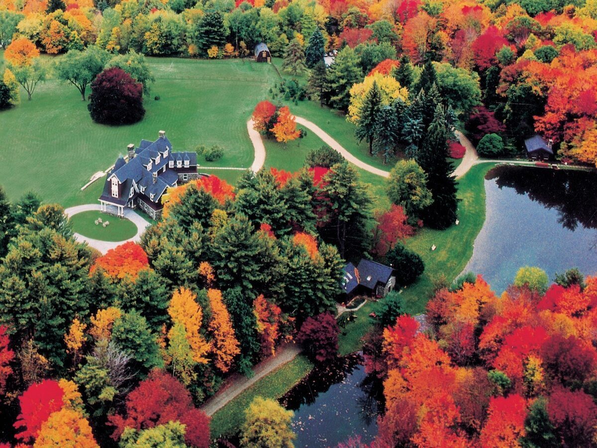 564 Under Mountain Rd, Salisbury, CT for sale Primary Photo- Image 1 of 1