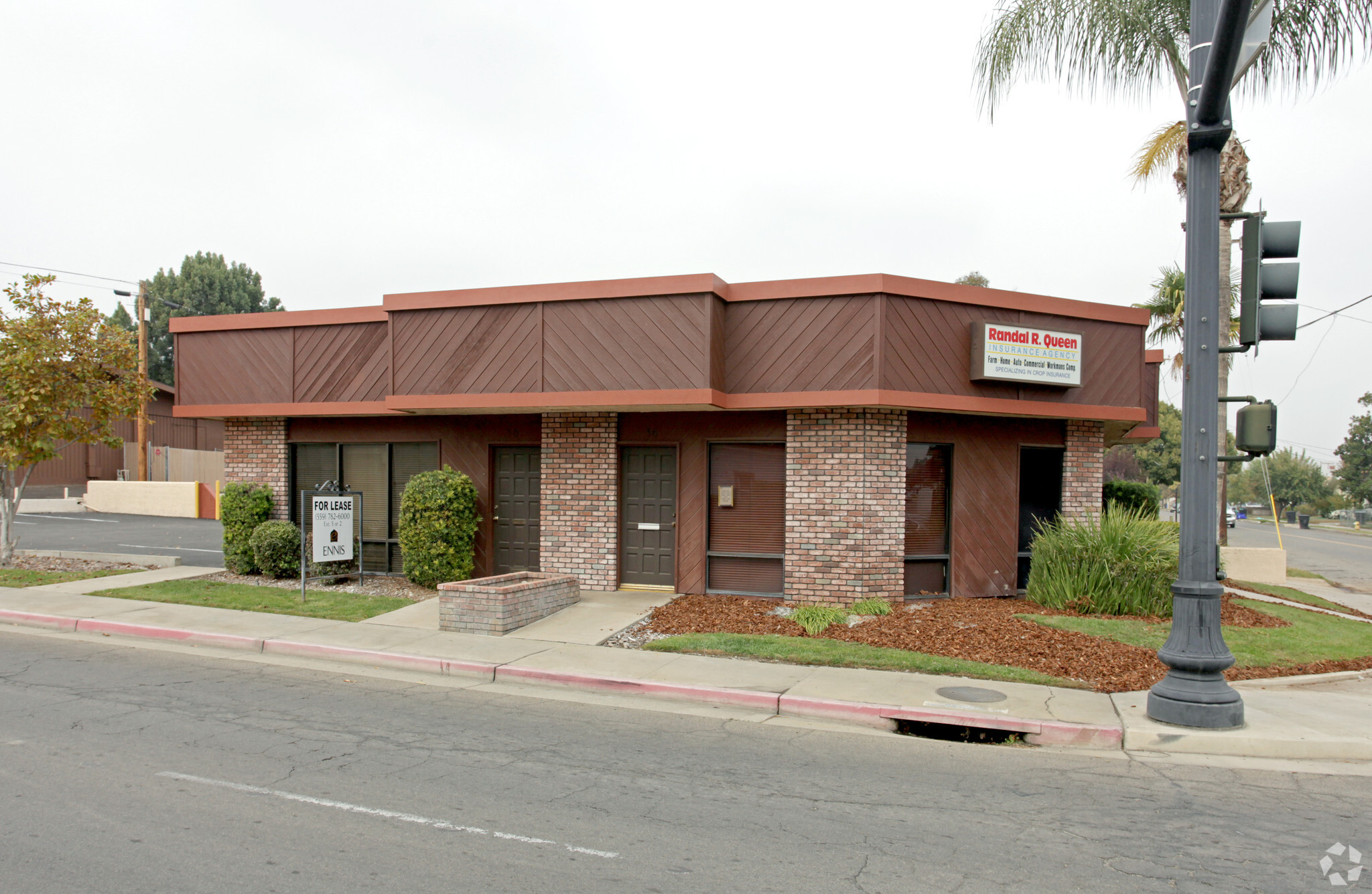 30-36 E Morton Ave, Porterville, CA for sale Primary Photo- Image 1 of 1