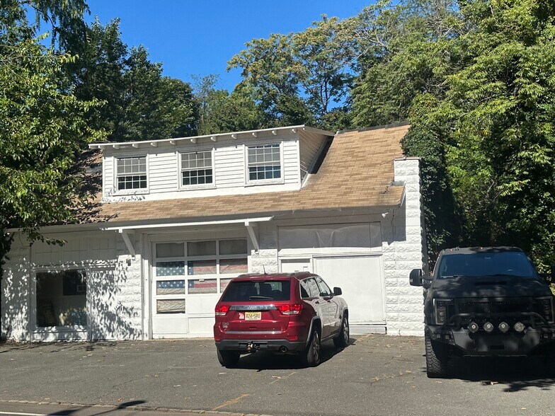 79 Dunnell Rd, Maplewood, NJ for sale - Primary Photo - Image 1 of 1