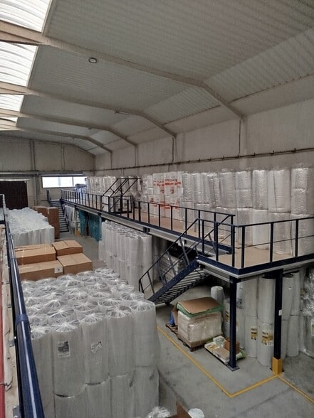 Industrial in Loeches, Madrid for sale - Building Photo - Image 3 of 47