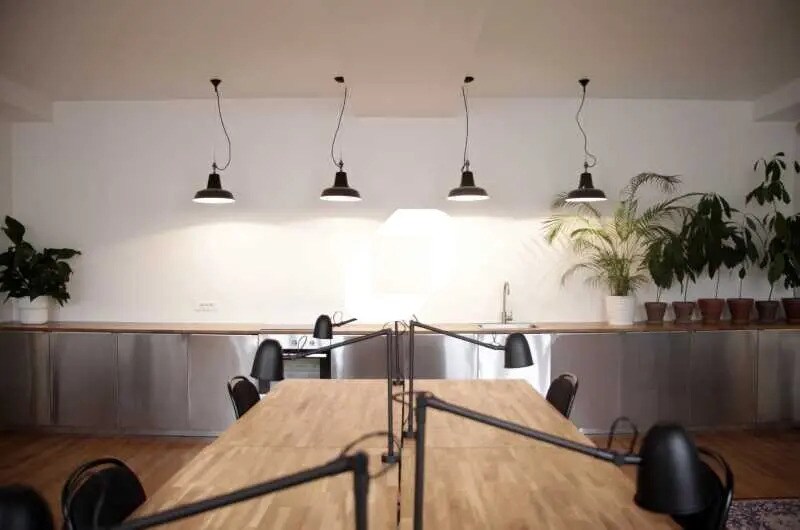 Office in Paris for lease - Interior Photo - Image 3 of 6