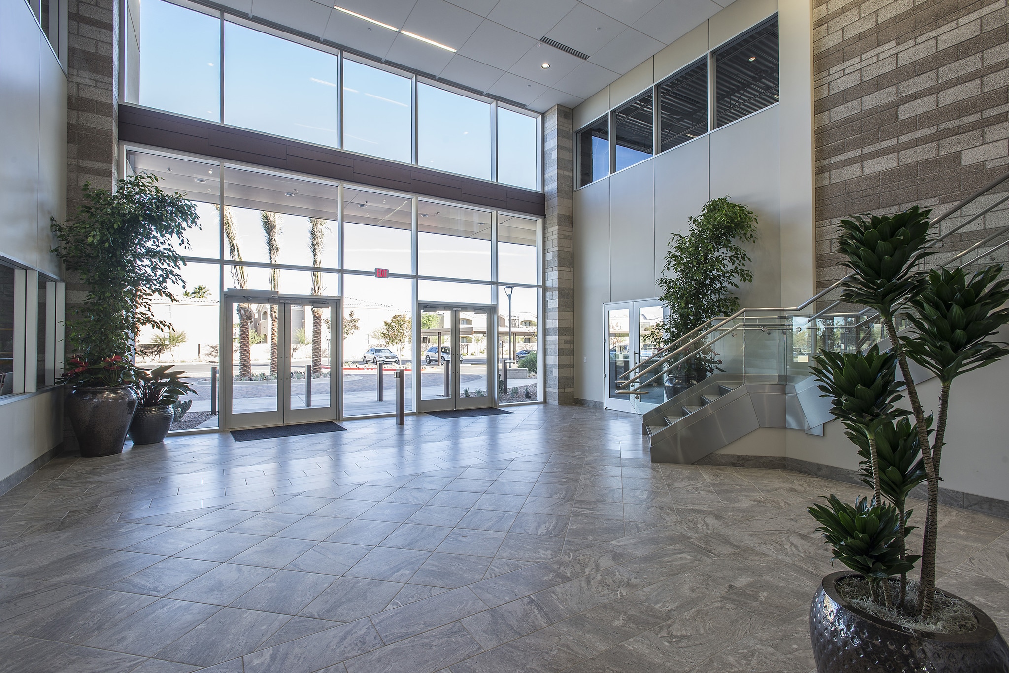 20333 N 19th Ave, Phoenix, AZ for sale Interior Photo- Image 1 of 2