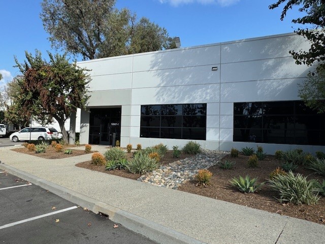 12007 Los Nietos Rd, Santa Fe Springs, CA for lease Building Photo- Image 1 of 10