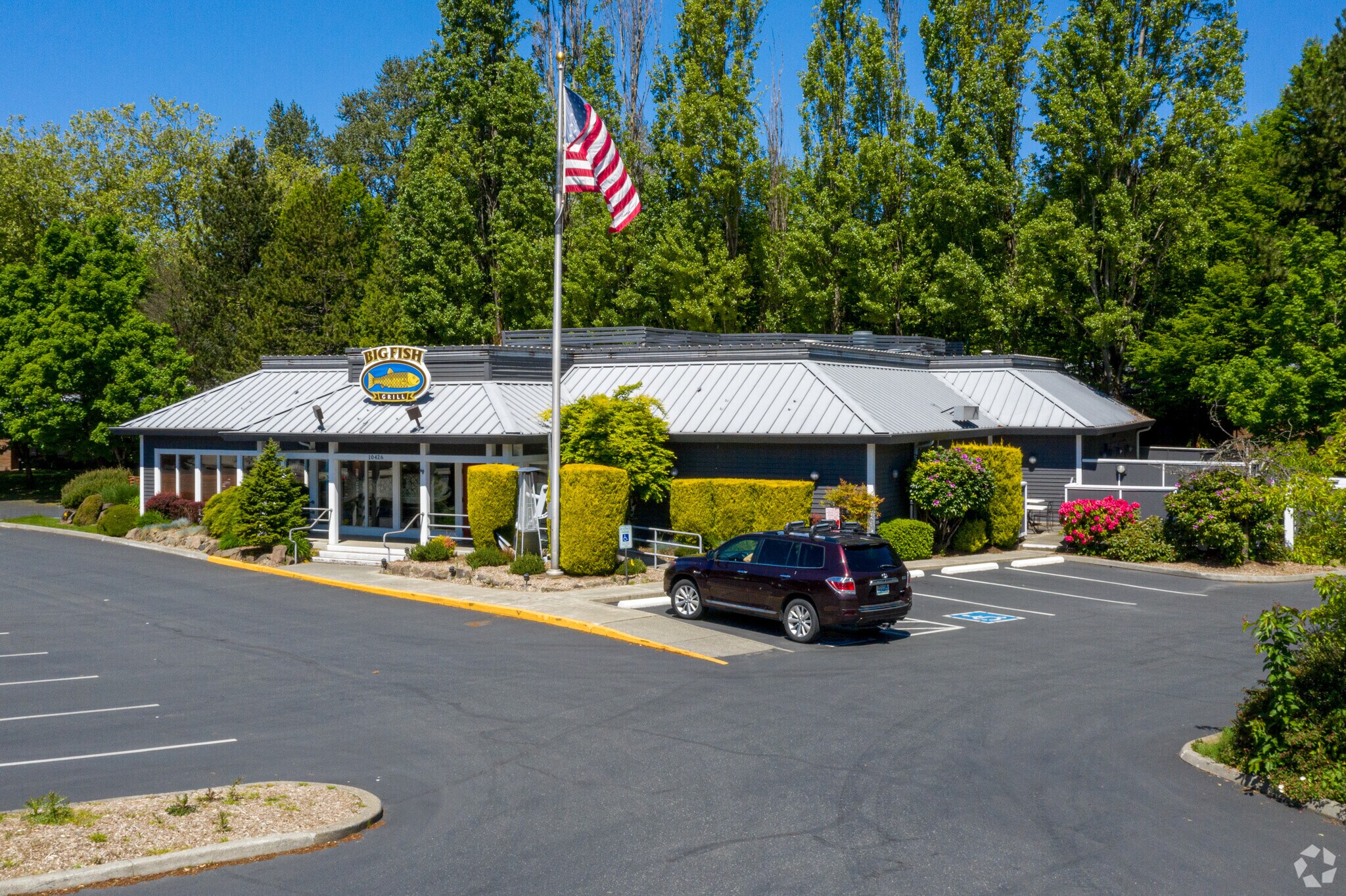 10426 Northup Way, Kirkland, WA for sale Building Photo- Image 1 of 1