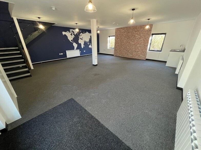 Old Ipswich Rd, Ardleigh for sale - Building Photo - Image 2 of 15