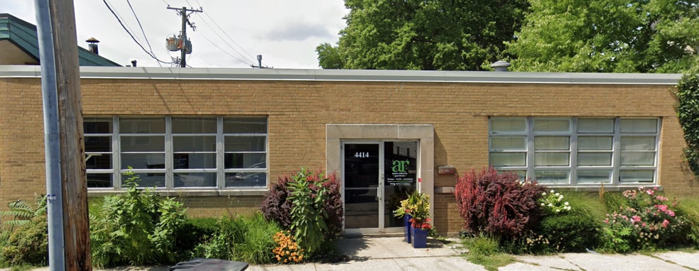 4414 N Kenneth Ave, Chicago, IL for lease - Building Photo - Image 3 of 4