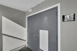 48 Kingsbury Ave, Tolland, CT for sale - Interior Photo - Image 2 of 33