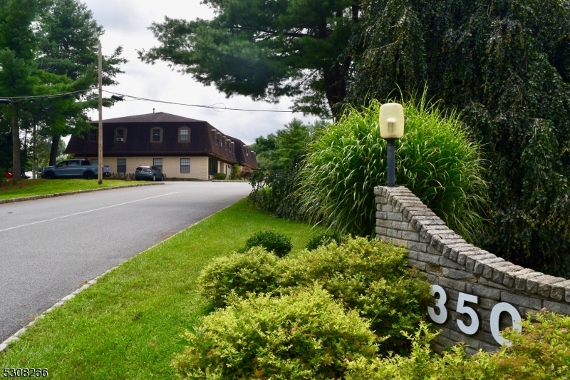 350 Sparta Ave, Sparta, NJ for lease Building Photo- Image 1 of 20