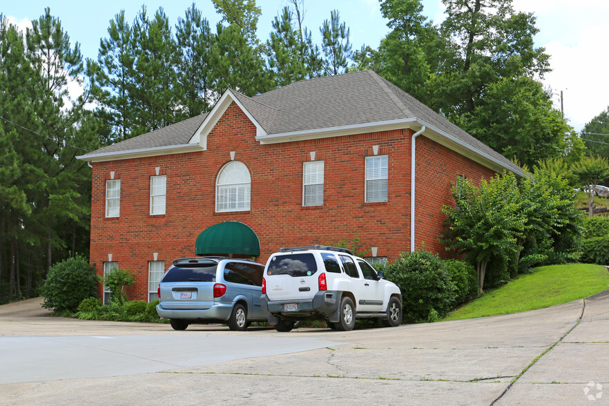 351 Canyon Park Dr, Pelham, AL for sale - Primary Photo - Image 1 of 1