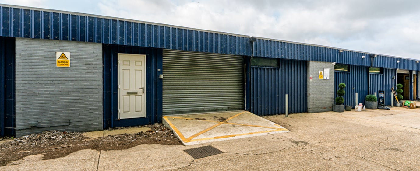 Limberline Spur, Portsmouth for lease Building Photo- Image 1 of 3