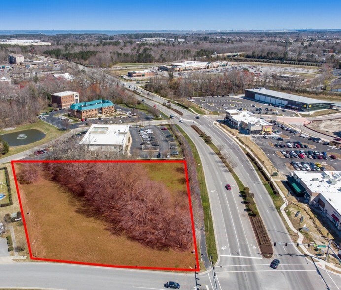 5845 Harbour View Blvd, Suffolk, VA for sale - Primary Photo - Image 1 of 1