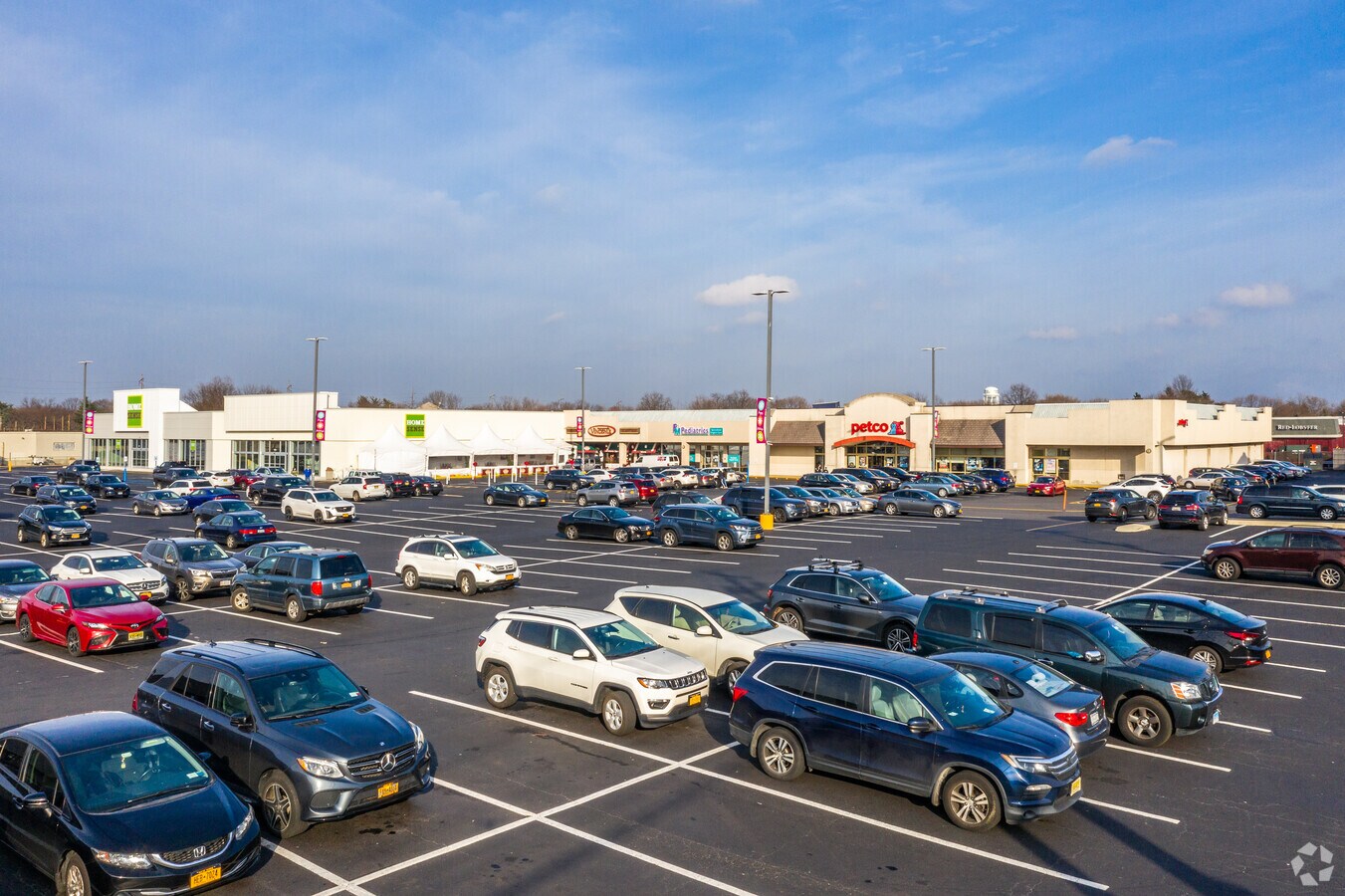 161189 Old Country Rd, Carle Place, NY 11514