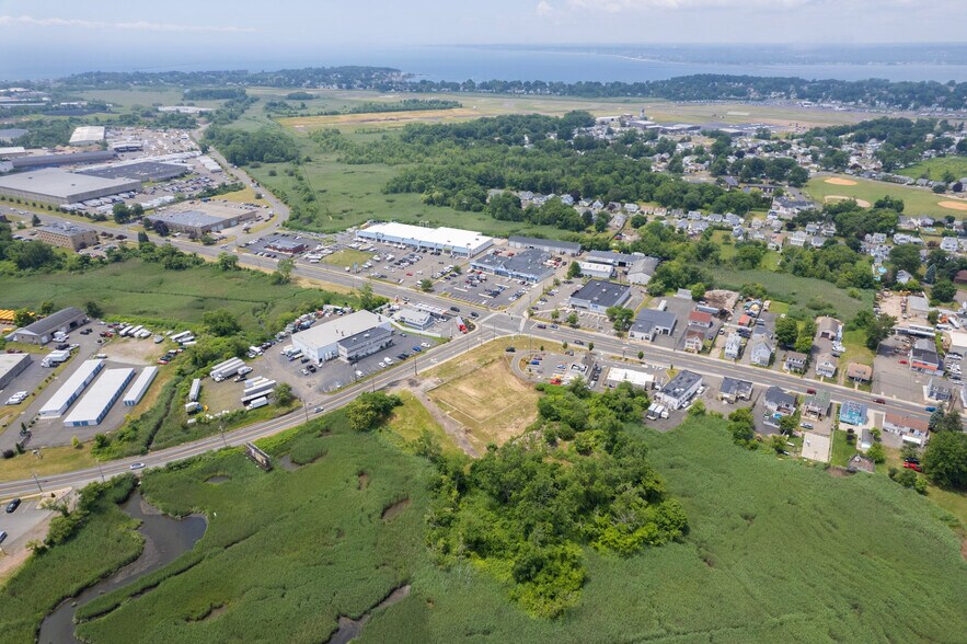 495 Short Beach Rd, East Haven, CT 06512 495 Short Beach Rd