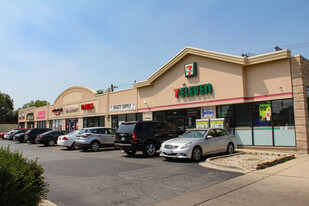 North Oak Shopping Center - Commercial Real Estate