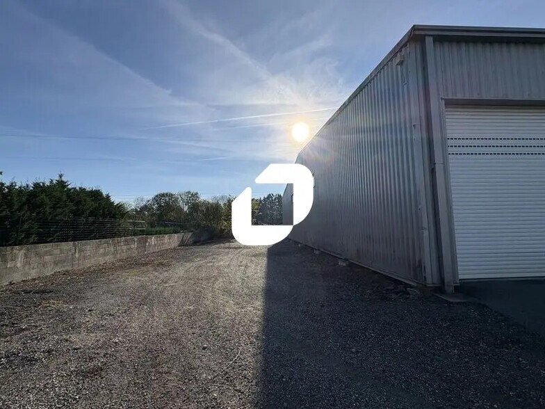 Office in Artigues-près-Bordeaux for lease - Building Photo - Image 3 of 12