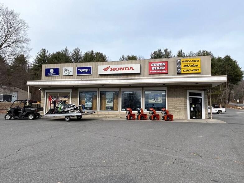 1 Main Rd, Gill, MA for sale - Building Photo - Image 1 of 1