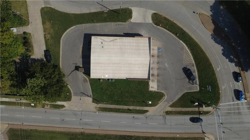 4700 Parallel Pky, Kansas City, KS for sale - Aerial - Image 2 of 6