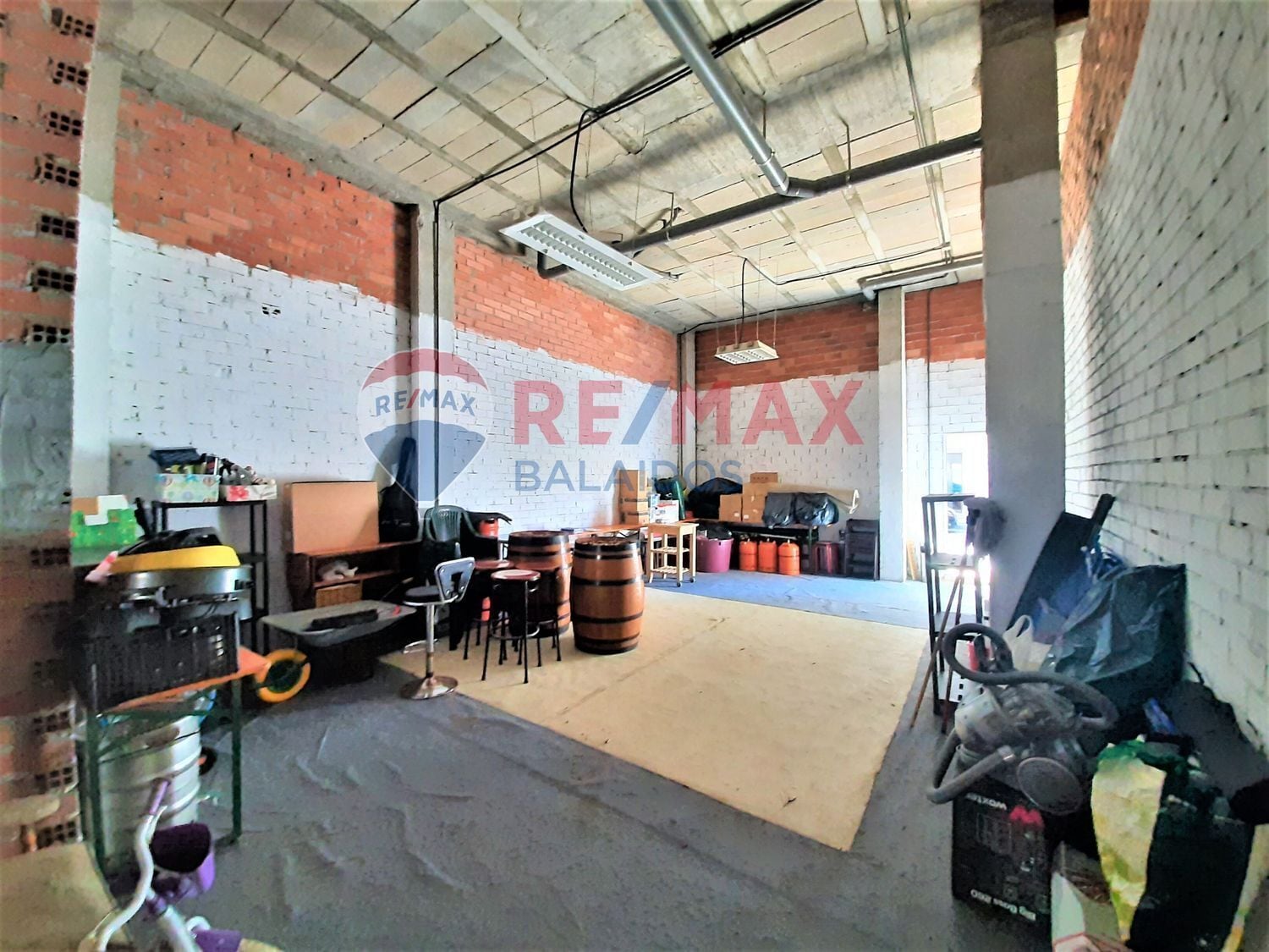 Retail in Salvaterra de Miño, Pontevedra for sale Building Photo- Image 1 of 12