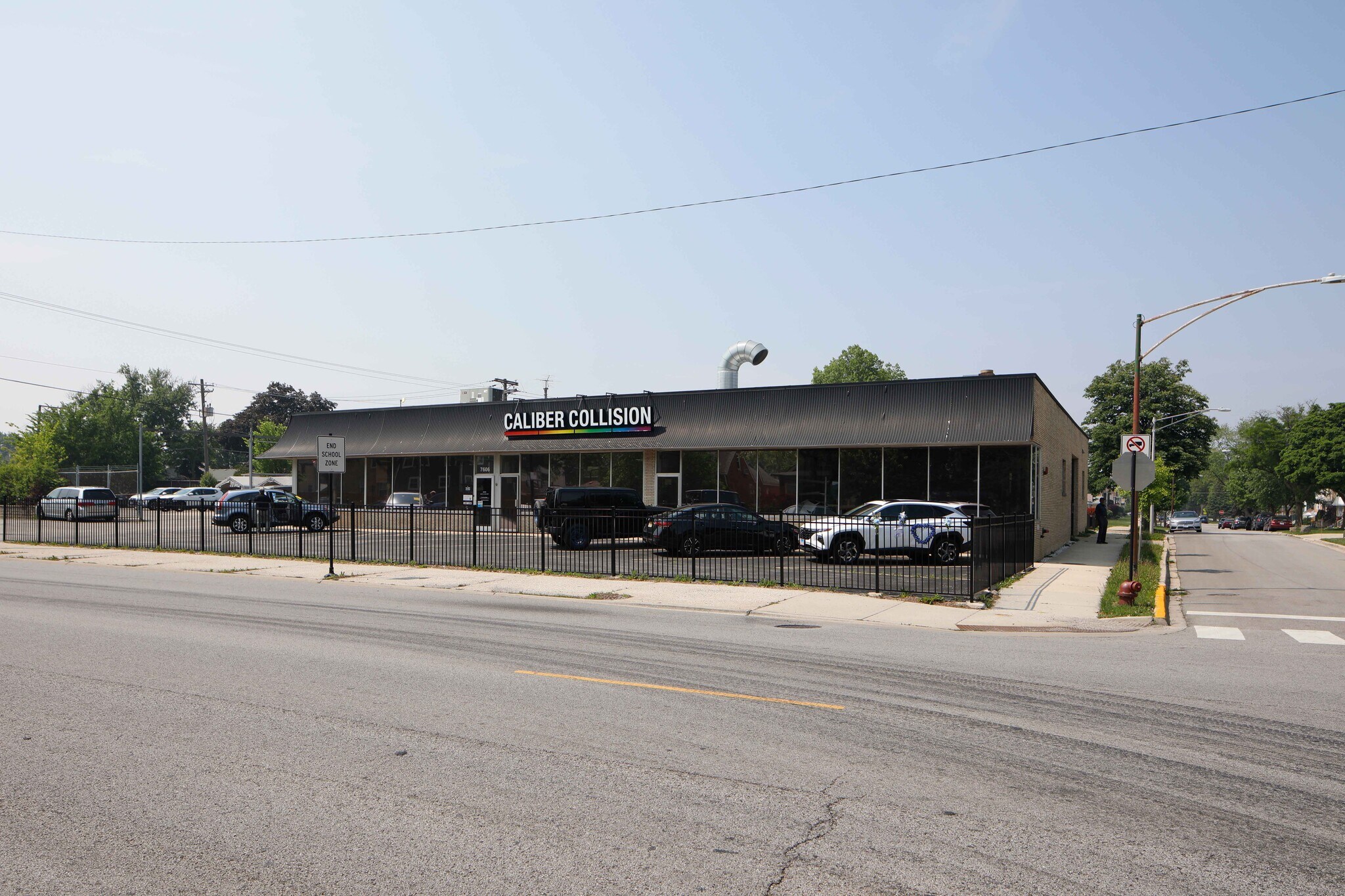 7606 W Touhy Ave, Chicago, IL for sale Primary Photo- Image 1 of 12