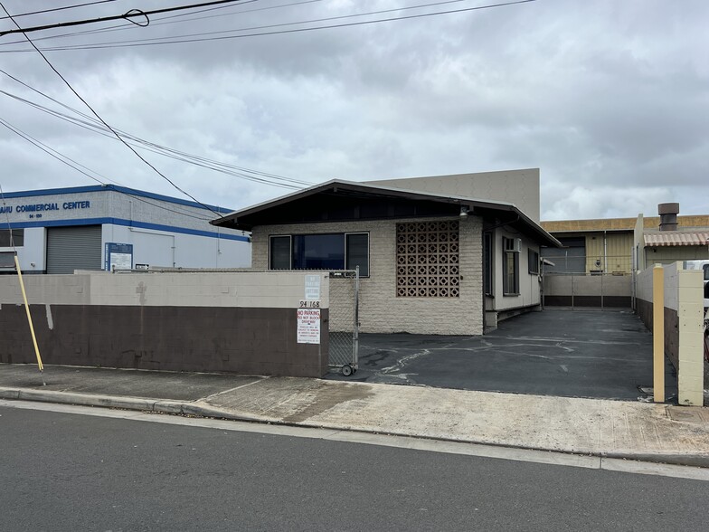 94-168 Leoleo St, Waipahu, HI for sale - Building Photo - Image 1 of 9